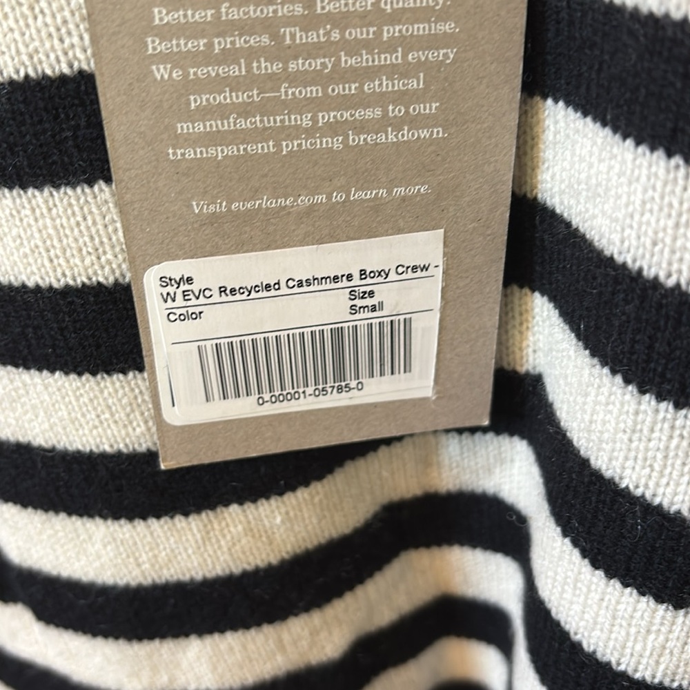 Everlane NWT recycled cashmere boxy crew Small - Picture 2 of 4